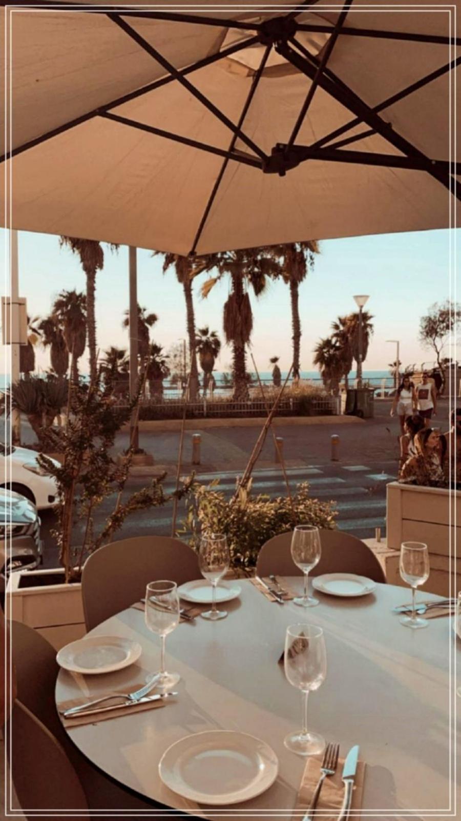 תל אביב Bugrashov Beach 88 Hotel And Spa מראה חיצוני תמונה